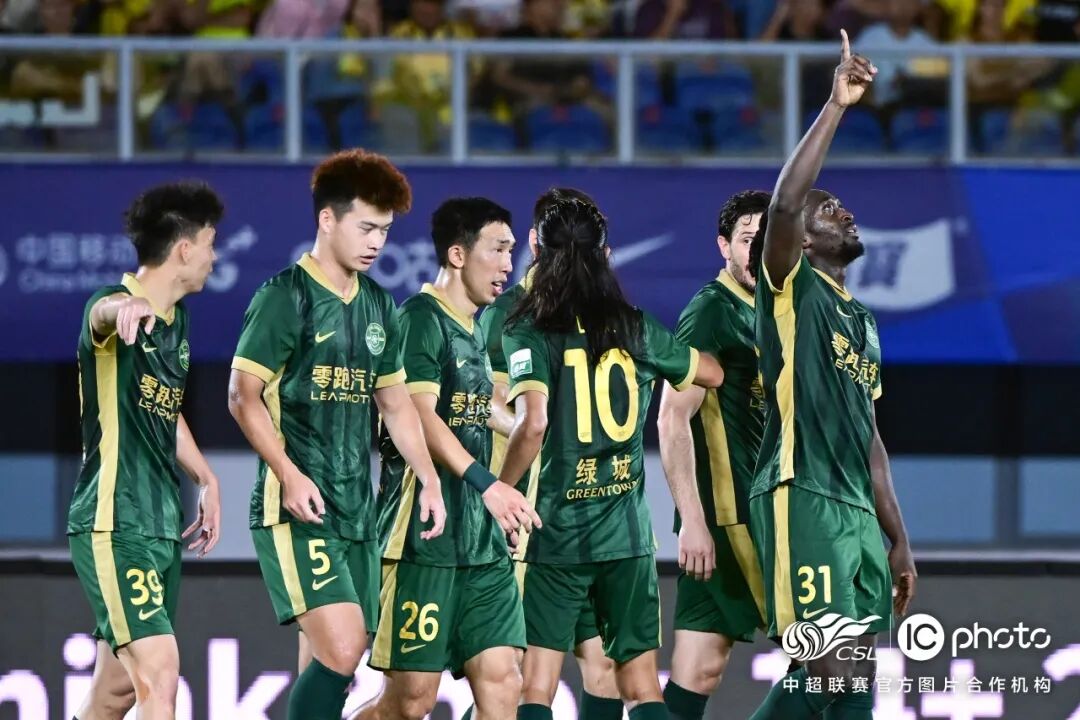 中超战报 | 2025中超联赛第24轮 青岛西海岸0-2浙江绿城插图4