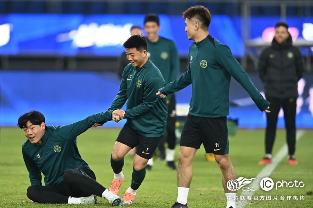 赛前发布会 | 2025中超联赛第30轮 浙江绿城VS青岛海牛插图4