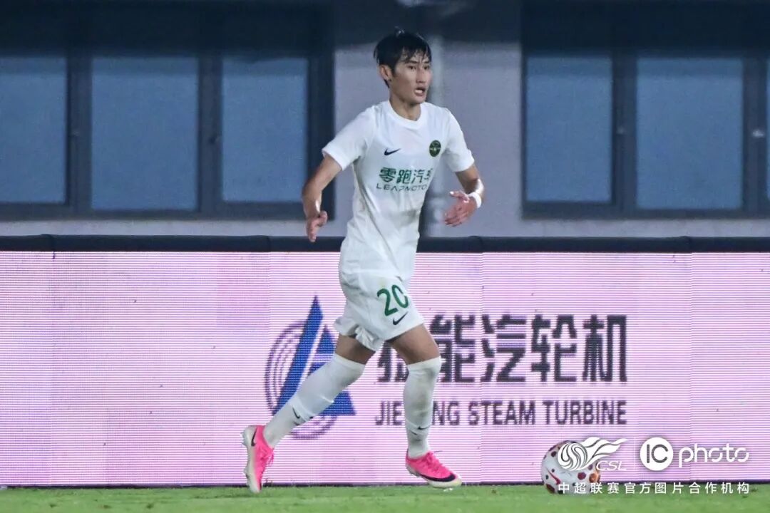 中超战报 | 2026中超联赛第16轮 青岛西海岸 3-1 浙江绿城插图10 中超战报 | 2026中超联赛第16轮 青岛西海岸 3-1 浙江绿城插图10