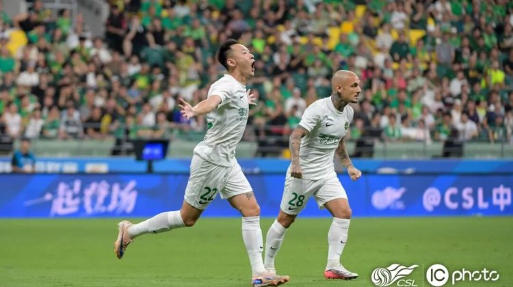 【绿城逍遥随笔】本赛季白色客场球服不胜6场1平5负缩略图